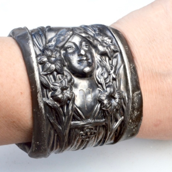 Antique Obsessions Jewelry - Antique Art Nouveau Face Lady Rare Cuff Bracelet
